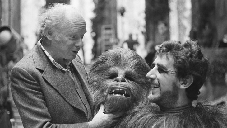 Nam diễn viên đóng vai Chewbacca trong Star Wars qua đời ở tuổi 74 - Ảnh 3.