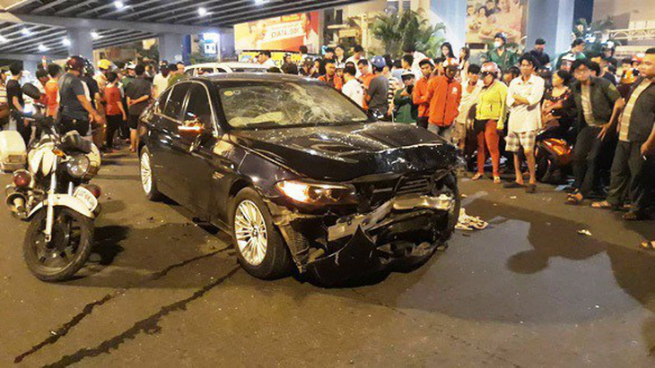 Bắt tạm giam nữ lái xe BMW say rượu tông chết người - Ảnh 1.