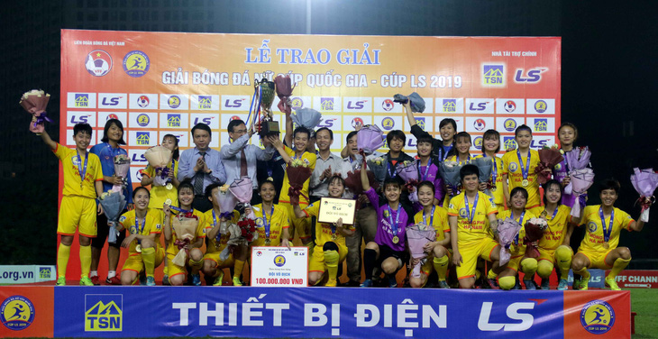 Phong Phú Hà Nam vô địch Giải bóng đá nữ Cup Quốc gia - Ảnh 1.