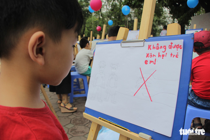 Trẻ em gửi thông điệp chống xâm hại, chống bạo lực qua tranh vẽ - Ảnh 3.