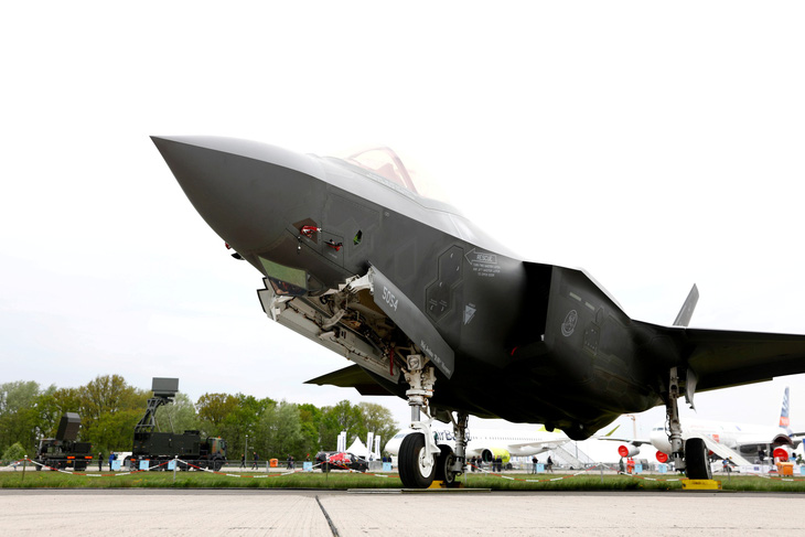 Trung Quốc nói có rađa dò được máy bay tàng hình F-35 của Mỹ - Ảnh 1.