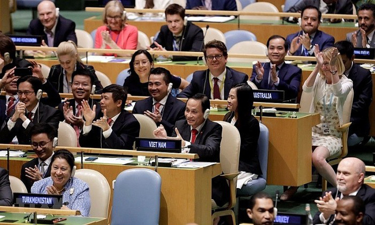 Đại sứ Phạm Quang Vinh: Chặng đường dài phía sau chiếc ghế ở Hội đồng Bảo an - Ảnh 1.