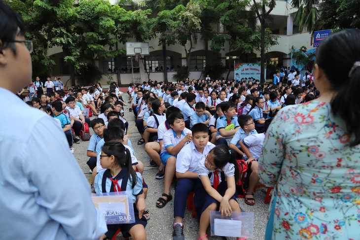4.200 học sinh TP.HCM đua vào lớp 6 chuyên Trần Đại Nghĩa - Ảnh 3.