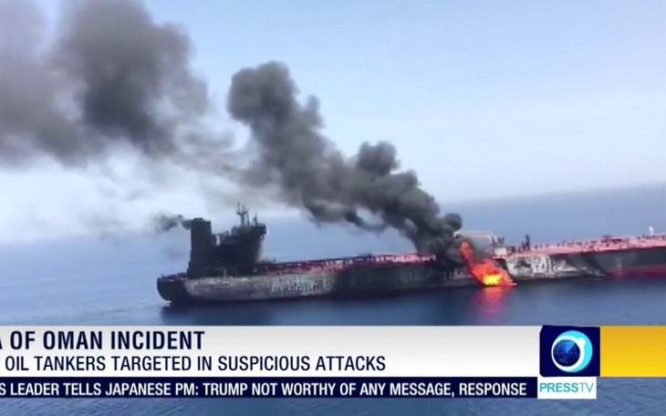 Iran phản pháo vụ tấn công tàu dầu, Mỹ điều tàu chiến đến vùng Vịnh