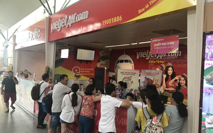 Vietjet lên tiếng về việc delay và hủy chuyến hàng loạt