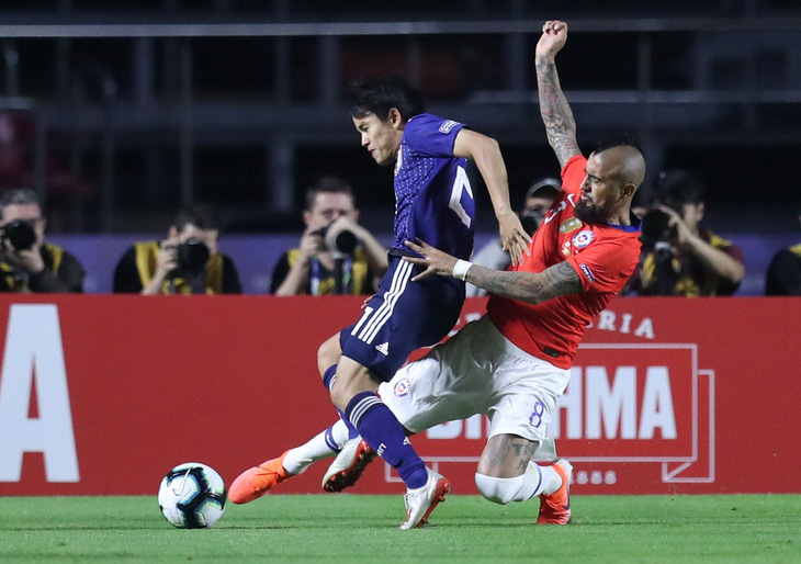 Dứt điểm kém, tuyển Nhật Bản thảm bại trong trận ra quân ở Copa America - Ảnh 3.