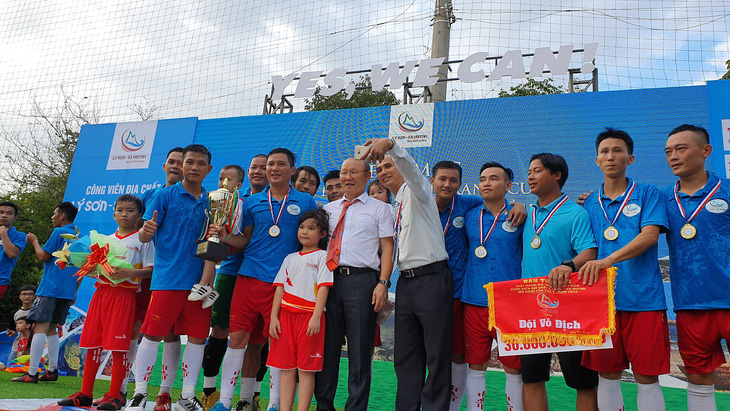 Ông Park Hang Seo hứa sẽ làm hết mình vì bóng đá Việt Nam - Ảnh 10.