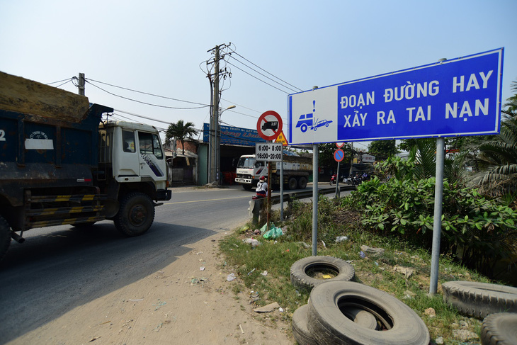 Cử tri quận 9 ngán ngẩm điểm đen tai nạn giao thông gần cảng Phú Hữu - Ảnh 1.