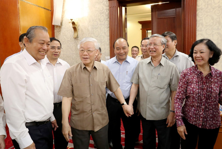 Tổng bí thư, Chủ tịch nước Nguyễn Phú Trọng chủ trì họp Bộ Chính trị - Ảnh 3.