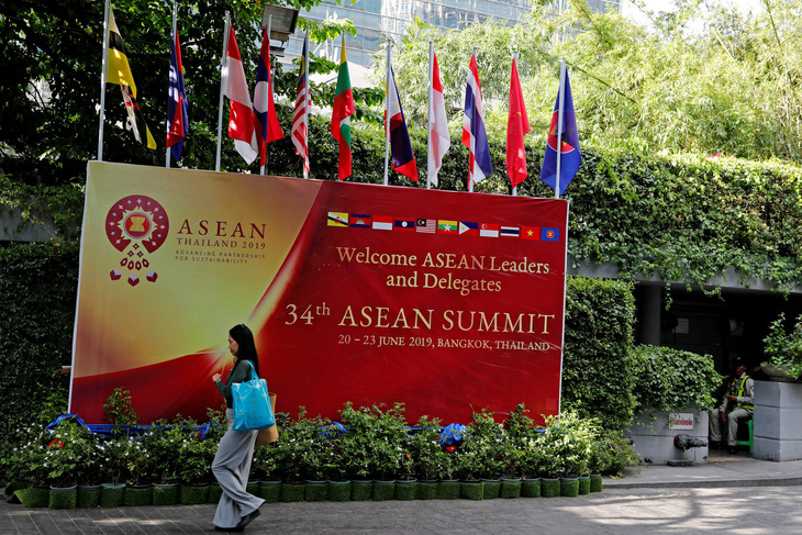ASEAN Summit khai mạc với nhiều vấn đề gai góc - Ảnh 1.