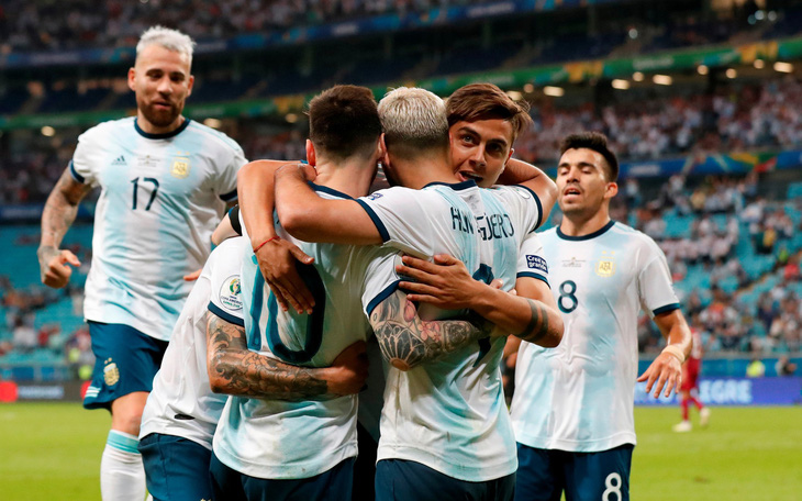 Đá bại Qatar, Argentina vào tứ kết Copa America 2019