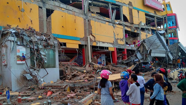 Động đất 7,5 độ Richter ở Indonesia - Ảnh 1.