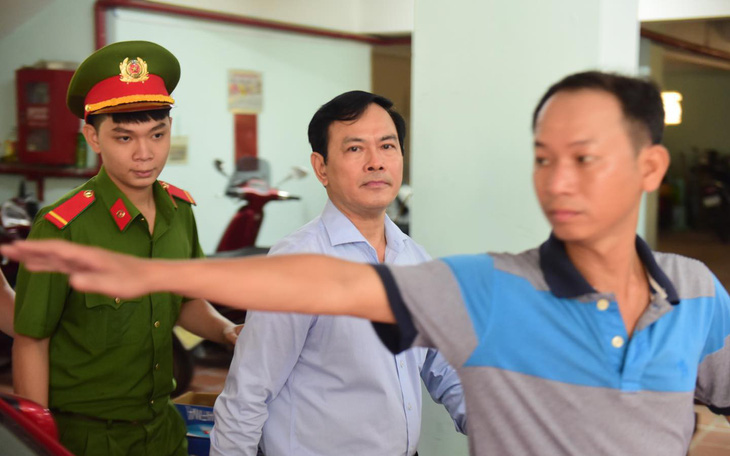 Xử ông Nguyễn Hữu Linh nghi dâm ô bé gái: Tòa trả hồ sơ