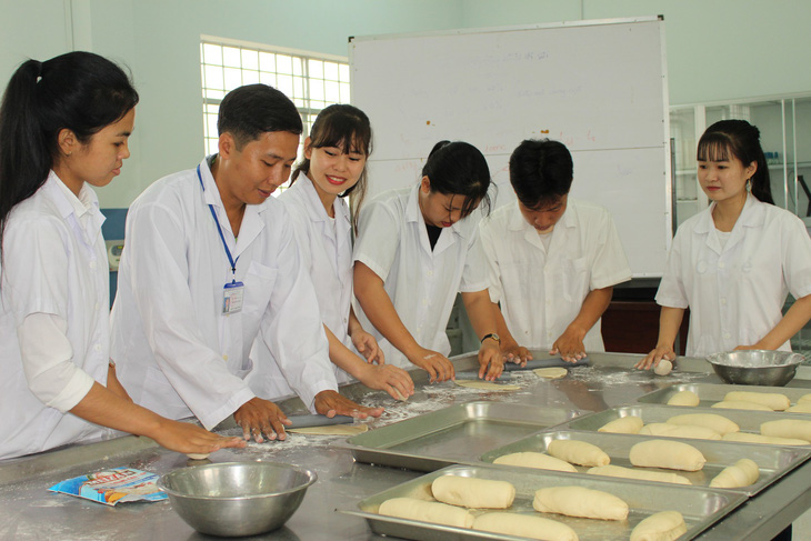 Trường Cao đẳng Kiên Giang: Ưu tiên đào tạo gắn với thị trường lao động - Ảnh 1.