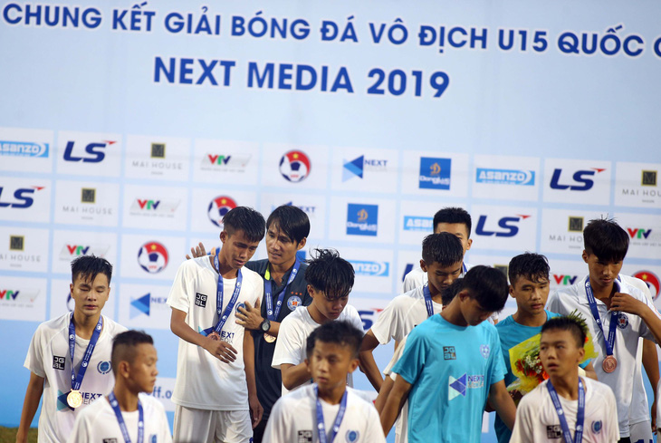 Đội bóng của Như Thuật, Văn Quyến vào chung kết U15 quốc gia 2019 - Ảnh 3.