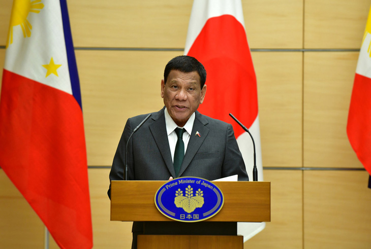 Ông Duterte thách Mỹ, Anh, Pháp phản đối Trung Quốc ở Biển Đông - Ảnh 1.