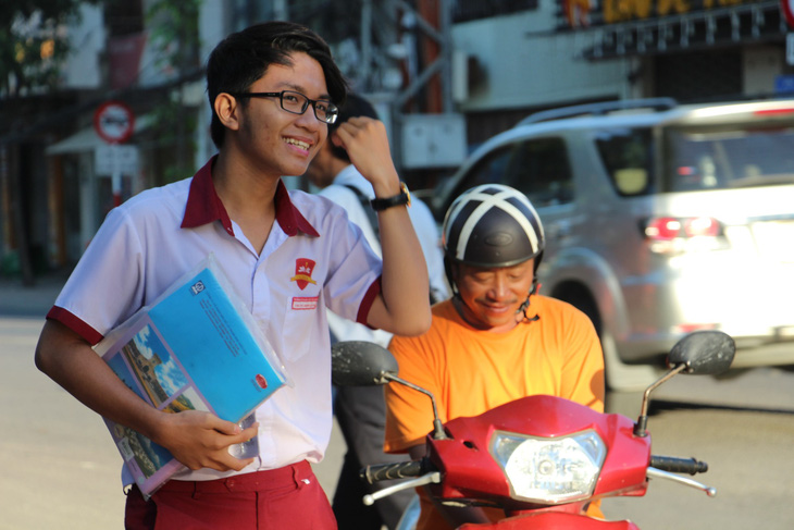 Gần nửa triệu thí sinh thi khoa học xã hội: Atlat sẽ cân cả vũ trụ! - Ảnh 2.