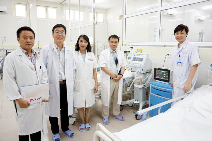 PV GAS  tài trợ thiết bị y tế cho Bệnh viện trung ương Huế - Ảnh 3.