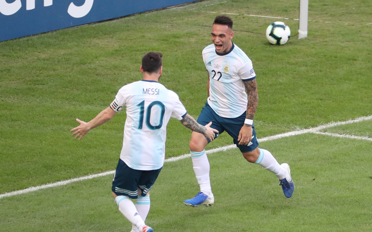 Argentina đối đầu với Brazil ở bán kết Copa America 2019