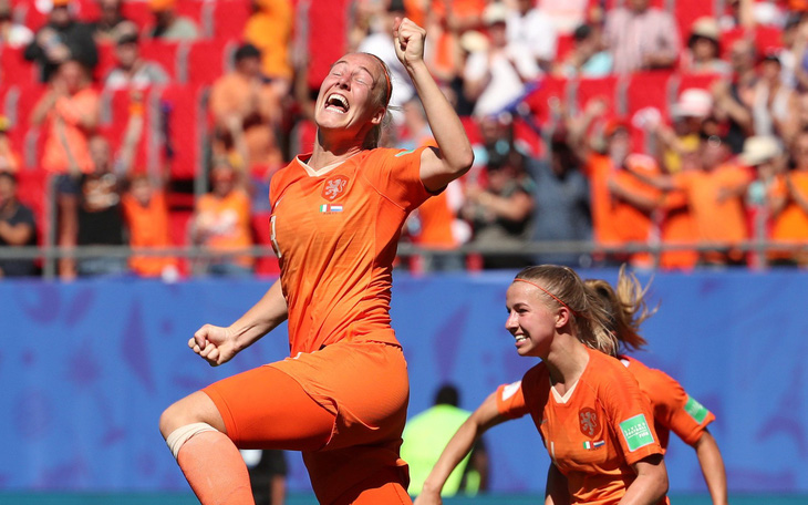 Video Hà Lan thắng Ý 2-0 ở tứ kết World Cup nữ 2019