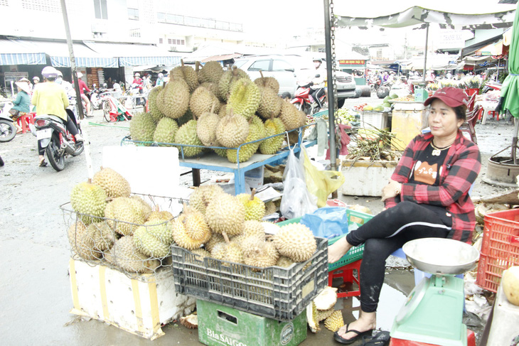 Thương lái Trung Quốc buông, mít rớt giá thảm hại - Ảnh 2.