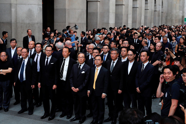 Biểu tình cực lớn ở Hong Kong phản đối dự luật dẫn độ - Ảnh 6.