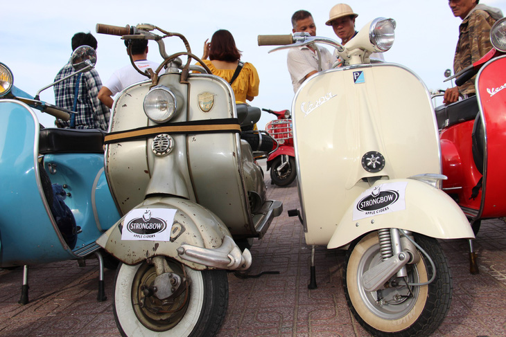 400 xe Vespa và ôtô cổ hội ngộ tại Nha Trang - Ảnh 3.