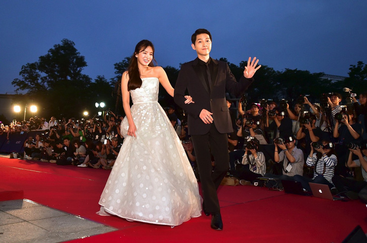 Song Joong Ki và Song Hye Kyo ly hôn: khối tài sản 100 tỉ won ra sao? - Ảnh 1.