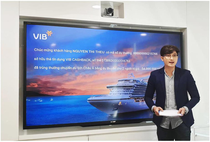 VIB công bố khách hàng đầu tiên trúng cặp vé du thuyền châu Á - Ảnh 1.