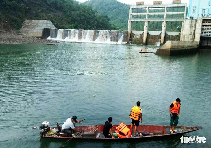 Khởi tố vụ nhà máy thủy điện xả lũ làm chết người - Ảnh 1.