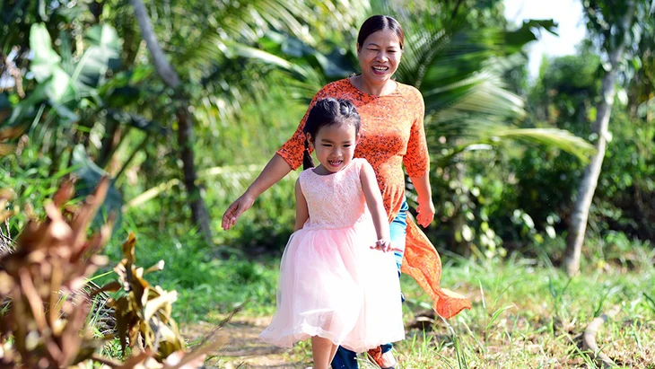 Chẳng thấy mẹ vui khi ở bên con - Ảnh 1.