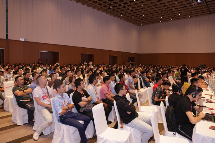 Vietnam Digital SEO Summit 2019 thu hút gần 1.000 người tham dự - Ảnh 1.