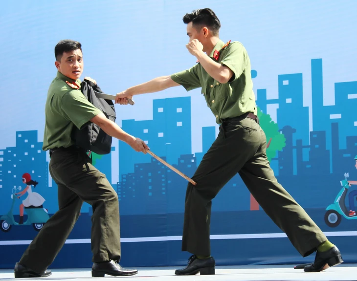 Ai cũng mong những chuyến đi an toàn - Ảnh 4.