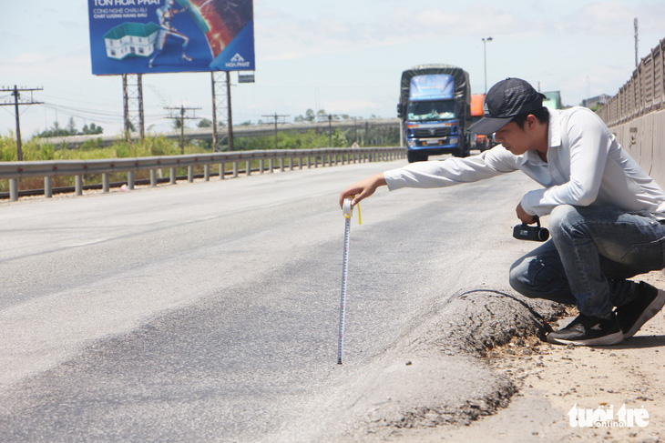 Hết bảo hành, quốc lộ 1 lún như luống khoai - Ảnh 1.