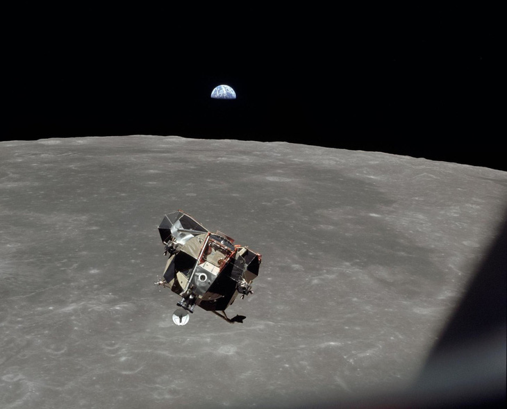 Chuyện gì xảy ra nếu Neil Armstrong không thể quay về từ Mặt trăng? - Ảnh 1.