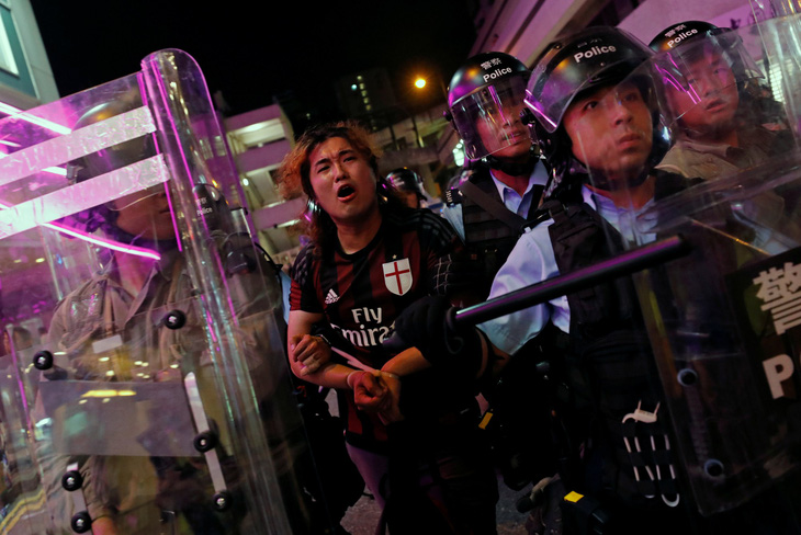 Sợ bị truy tố, người biểu tình Hong Kong trốn sang Đài Loan? - Ảnh 1.