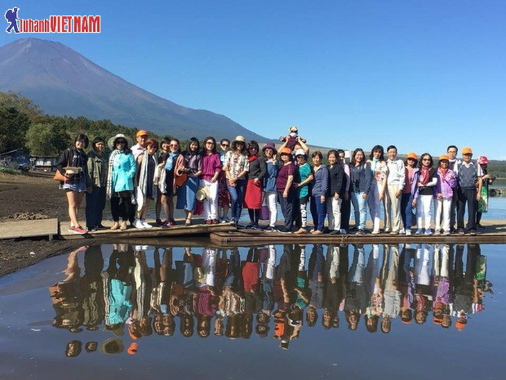 Cơ hội mua hàng trăm tour giá rẻ trong ngày vàng giảm giá - Ảnh 3.