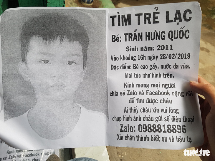 Người cha nghèo 4 tháng ròng rã tìm con trai 8 tuổi lạc giữa Sài Gòn - Ảnh 1.