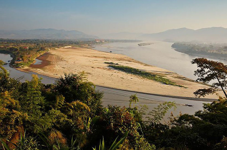 Nước sông Mekong ở Thái xuống mức thấp nhất trong trăm năm qua - Ảnh 2.
