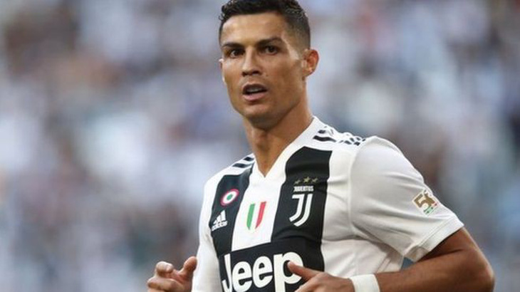 Thoát cáo buộc hiếp dâm, Ronaldo nhẹ gánh trước mùa bóng mới - Ảnh 1.