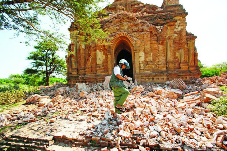 Myanmar cấm du khách leo lên các ngôi chùa ở Bagan - Ảnh 2.
