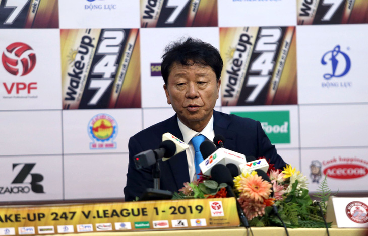HLV Chung Hae Soung: V-League có 15.000 - 20.000 khán giả không khó - Ảnh 1.