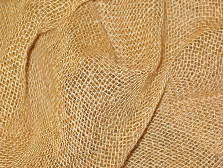 Bangladesh sản xuất túi dùng một lần từ sợi đay - Ảnh 1.