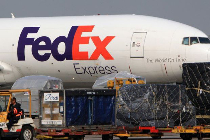 Trung Quốc nghi FedEx giữ lại hơn 100 bưu kiện của Huawei - Ảnh 1.