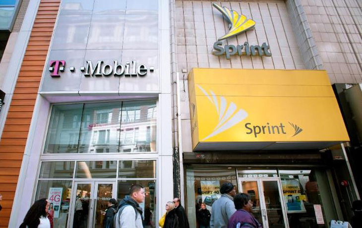 Sáp nhập T-mobile và Sprint 26,5 tỉ USD, xóa tên Sprint - Ảnh 1.