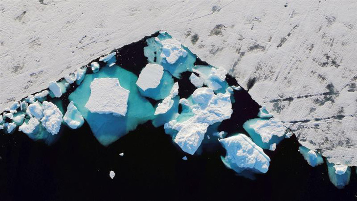 Nắng nóng kỷ lục lan tới Bắc Âu, đe dọa tan băng ở Bắc Cực - Ảnh 1.