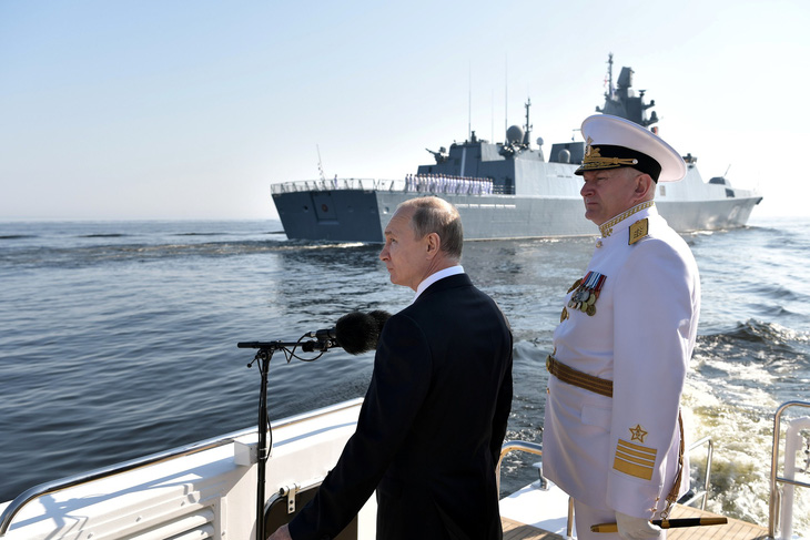 Ông Putin: Nga sẽ xây dựng một hạm đội độc nhất vô nhị - Ảnh 1.