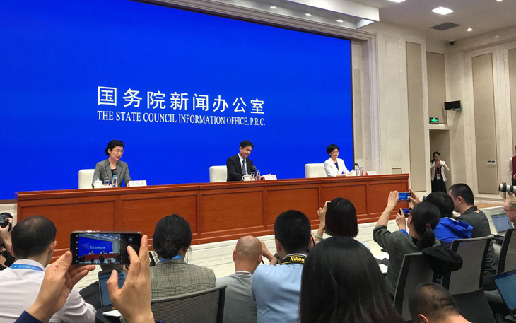 Trung Quốc lần đầu họp báo về tình hình bất ổn ở Hong Kong