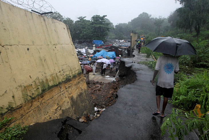 Ít nhất 38 người chết vì mưa lớn ở Ấn Độ - Ảnh 4.
