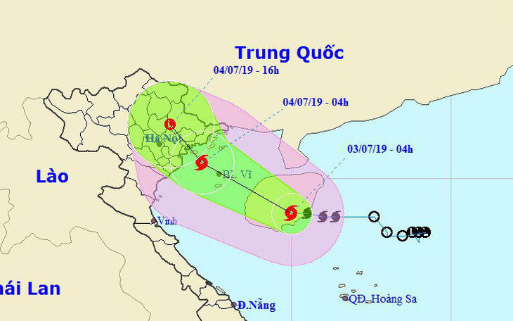 Bão gây gió giật cấp 11, miền Trung đối mặt mưa rất lớn